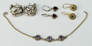 LOT OF 4 PIECES OF VINTAGE COSTUME JEWELRY