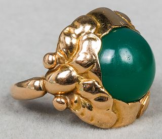 Vintage 18K Yellow Gold Green Stone Ring