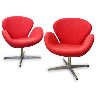 Pair of Contemporary Fritz Hansen Style Swan Chairs