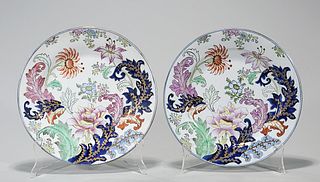 Pair of Antique Chinese Export Porcelain Plates