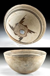 Prehistoric Anasazi Mimbres Pottery Bowl w/ Kill Hole
