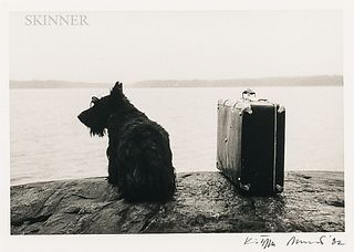 Kristoffer Albrecht (Finnish, b. 1961)      Dog with Suitcase