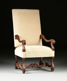 A LOUIS XIV STYLE VELVET UPHOLSTERED AND CARVED WALNUT ARMCHAIR, LATE 19TH/EARLY 20TH CENTURY,