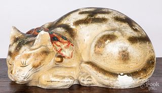 Recumbent chalkware solid body cat, early 20th c.