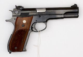 *Smith & Wesson Model 52-1 Pistol 