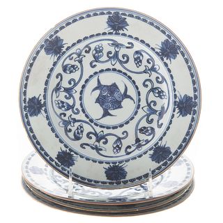 Four Chinese Export Blue/White Plates