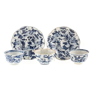 Five Chinese Export Blue/White Articles