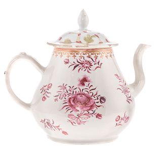 Chinese Export Famille Rose Tea Pot