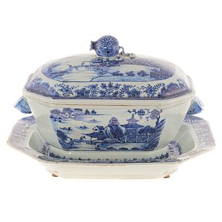 Chinese Export Soup Tureen & Underplate