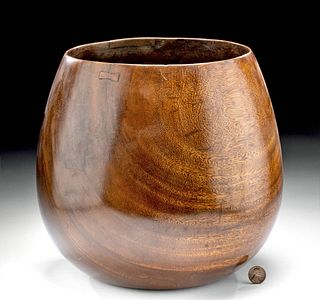 Early 20th C. Hawaiian Monkeypod  Calabash Bowl