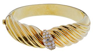 18k Gold and Diamond Hinged Bangle Bracelet