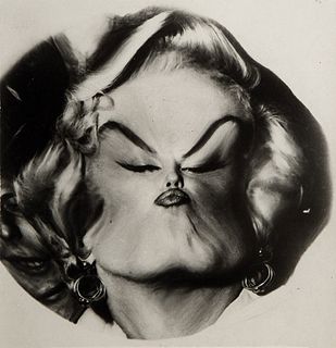 Weegee (1899-1968)  - Marilyn Monroe (Distorsion), years 1950-1960