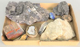 Tray lot of rock specimens to include amethyst petrified wood.