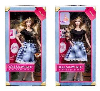 A Linda Kyaw Signed GAW 2013 Dolls of the World Barbie