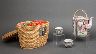 Chinese Traveling Tea Basket W Porcelain Service