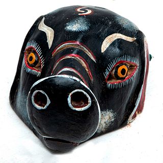 Máscara de cerdo. Guerrero, México. Siglo XX. Elaborada en madera policromada.