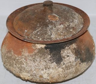 ANCIENT GRECO-ROMAN STYLE POT WITH ORIGINAL LID
