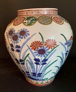 Large Edo Period Kutani Vase, 17/18th Century