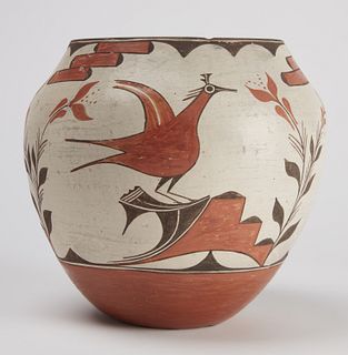Good Vintage Native American Pottery Olla