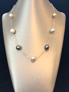 18k Yellow Gold South Sea White, Gold, and Tahitian Grey Pearl Tin Cup Necklace