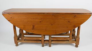 American Hand Crafted Pine Gateleg Drop Leaf Dining Table, circa 1920s