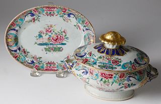 Chinese Export Sauce Tureen Cover and Under Plate, circa 1830
