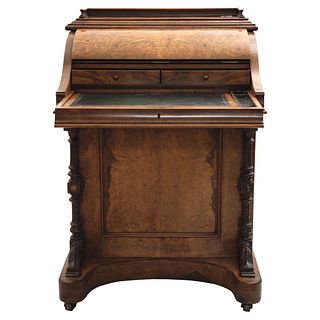 Davenport Desk, England, Early 20th century, Made in veneered wood with sliding desk.