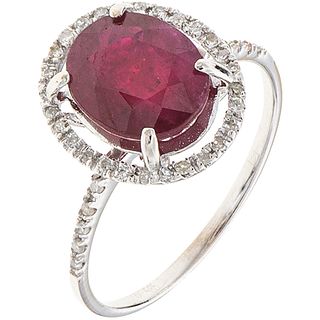 RUBY AND DIAMONDS RING. 14K WHITE GOLD