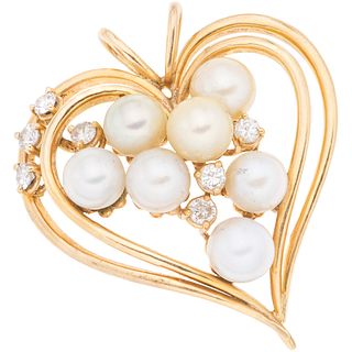 CULTURED PEARLS AND DIAMONDS PENDANT. 18K YELLOW GOLD