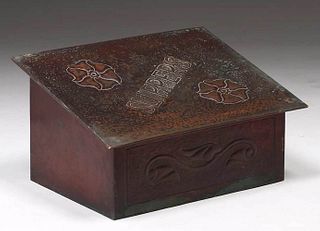 English Arts & Crafts Hammered Copper "Slippers" Box