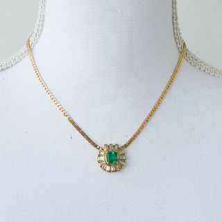 18K Diamond Emerald PendantÊ