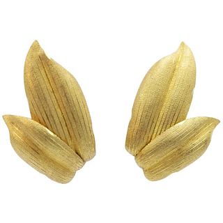 Buccellati 18k  Yellow Gold Leaf  Earring