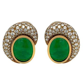 18 Karat Yellow Gold Diamond Natural Jade Jadeite Earrings