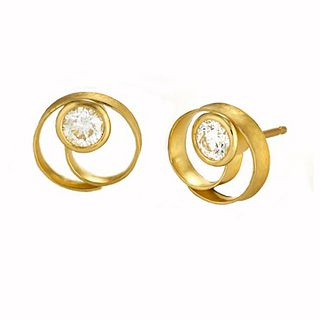 Coil button earrings (Large) in 18K yellow gold with diamonds