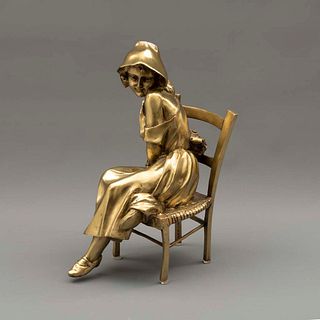 Octavio Ponzanelli. Mujer con sombrero. Firmada. Fundición en bronce dorado. 33 x 13 x 23 cm