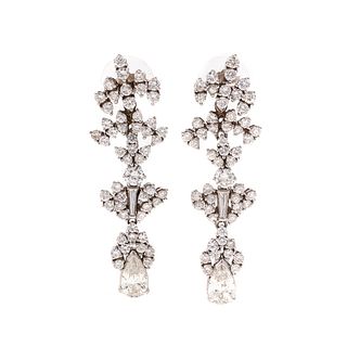 A Pair of Stunning Diamond Dangle Earrings in 14K