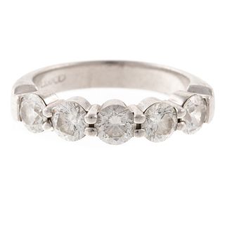 A 2.00 ct Diamond Band in Platinum