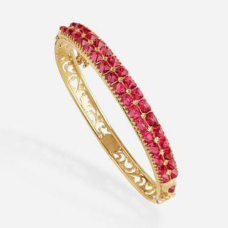Spinel and gold bangle bracelet