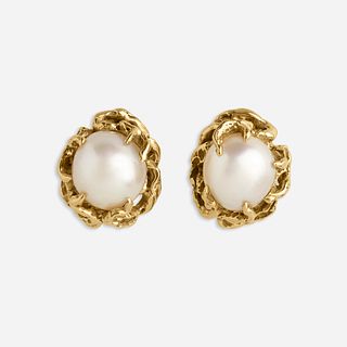 Arthur King, Akoya cultured pearl stud earrings