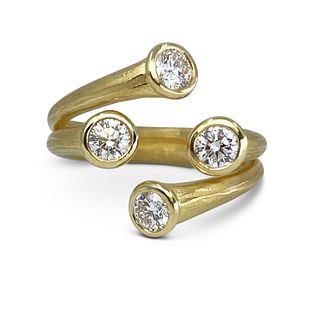 Four Star Diamond Ring in 18K gold
