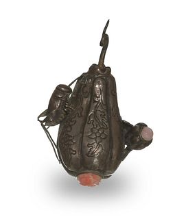 Chinese Gourd-Shape Silver Snuff Bottle, Late 19th Century