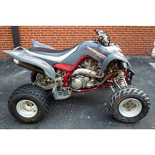 A 2007 Yamaha Raptor ATV