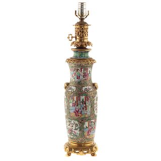 Chinese Export Rose Medallion Vase Lamp