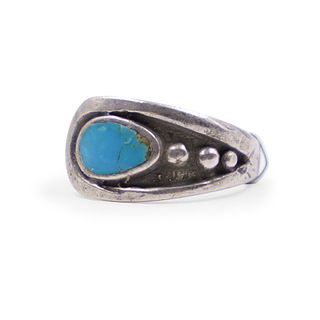 Navajo Style Silver Turquoise Ring