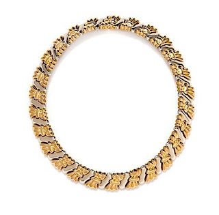 An 18 Karat Two Tone Gold Collar Necklace, 85.00 dwts.