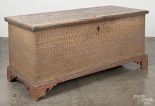 Pennsylvania painted pine blanket chest, ca. 1800, retaining its original sponge decoration