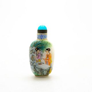 Chinese Vintage Snuff Bottle, Courtesan Artists