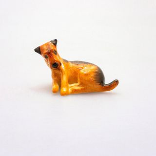Royal Doulton Dog Figure, Airedale Terrier K5