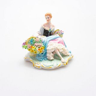 Luigi Fabris Lace Figurine, Woman with Flower Baskets