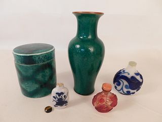 CHINESE SNUFF BOTTLES & VASES